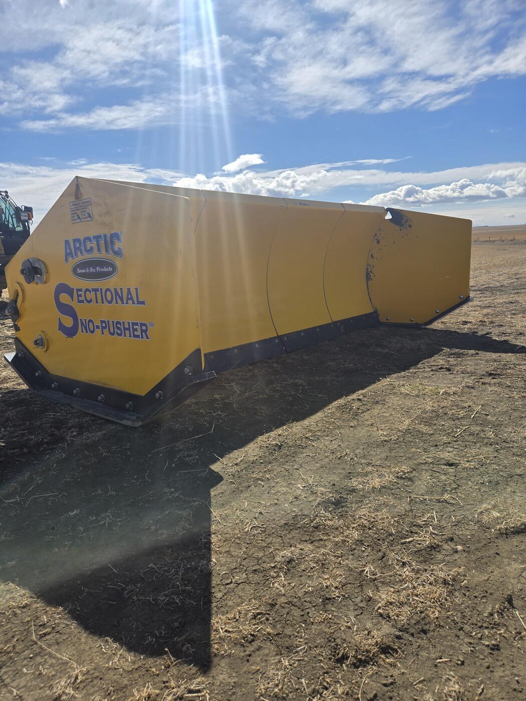 arctic-11-5hd-sectional-sno-pusher-top-down-view-heavy-duty-winter-equipment-western-canada