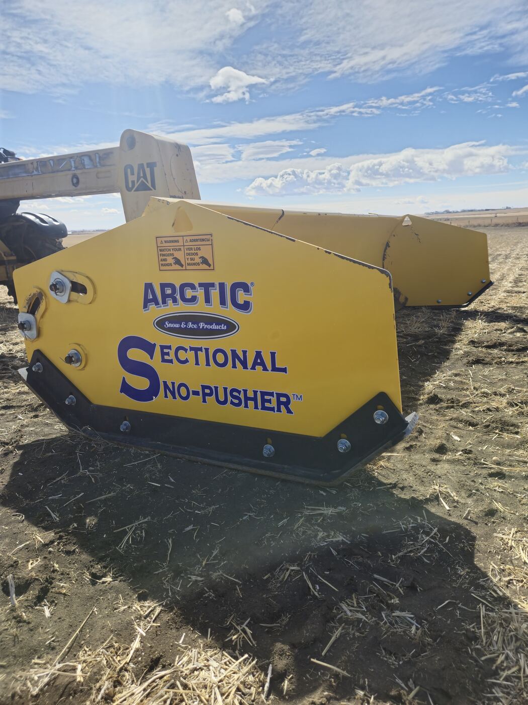 arctic-sectional-sno-pusher-10-5hd-left-side-detail-heavy-equipment-for-snow-management-western-canada