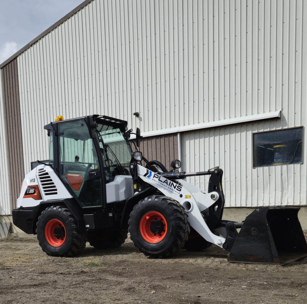 bobcat-l85-compact-loader-front-bucket-western-canada-dealer