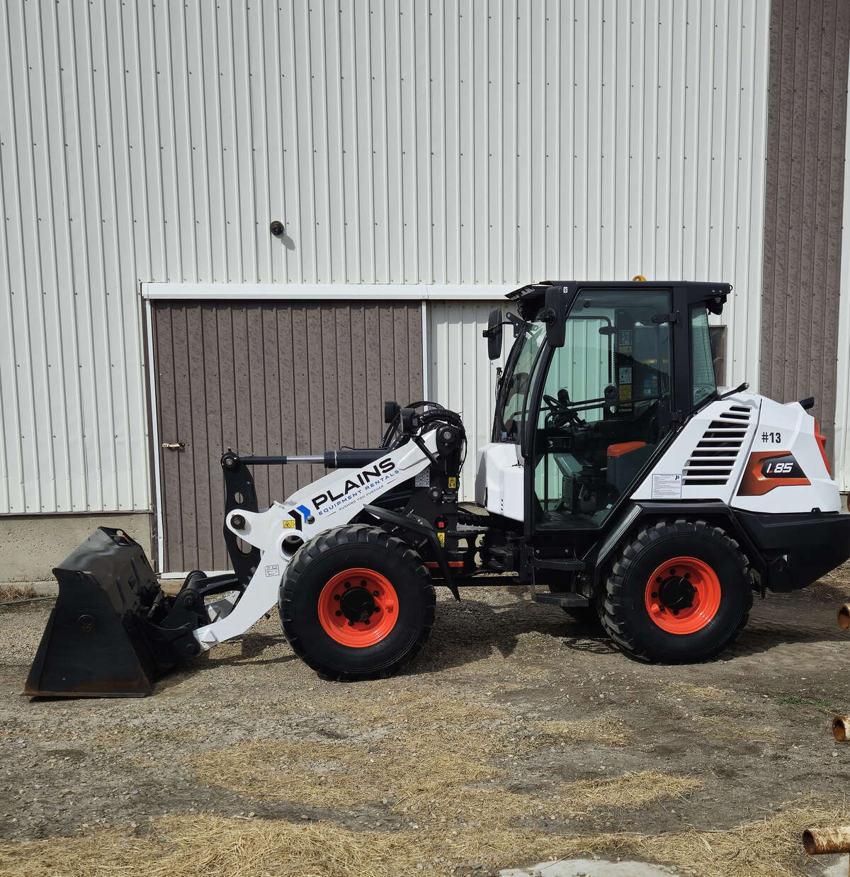 bobcat-l85-wheel-loader-side-profile-western-canada-plains-rentals