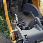 case-321f-loader-hydraulic-hoses-and-couplers-detail-western-canada