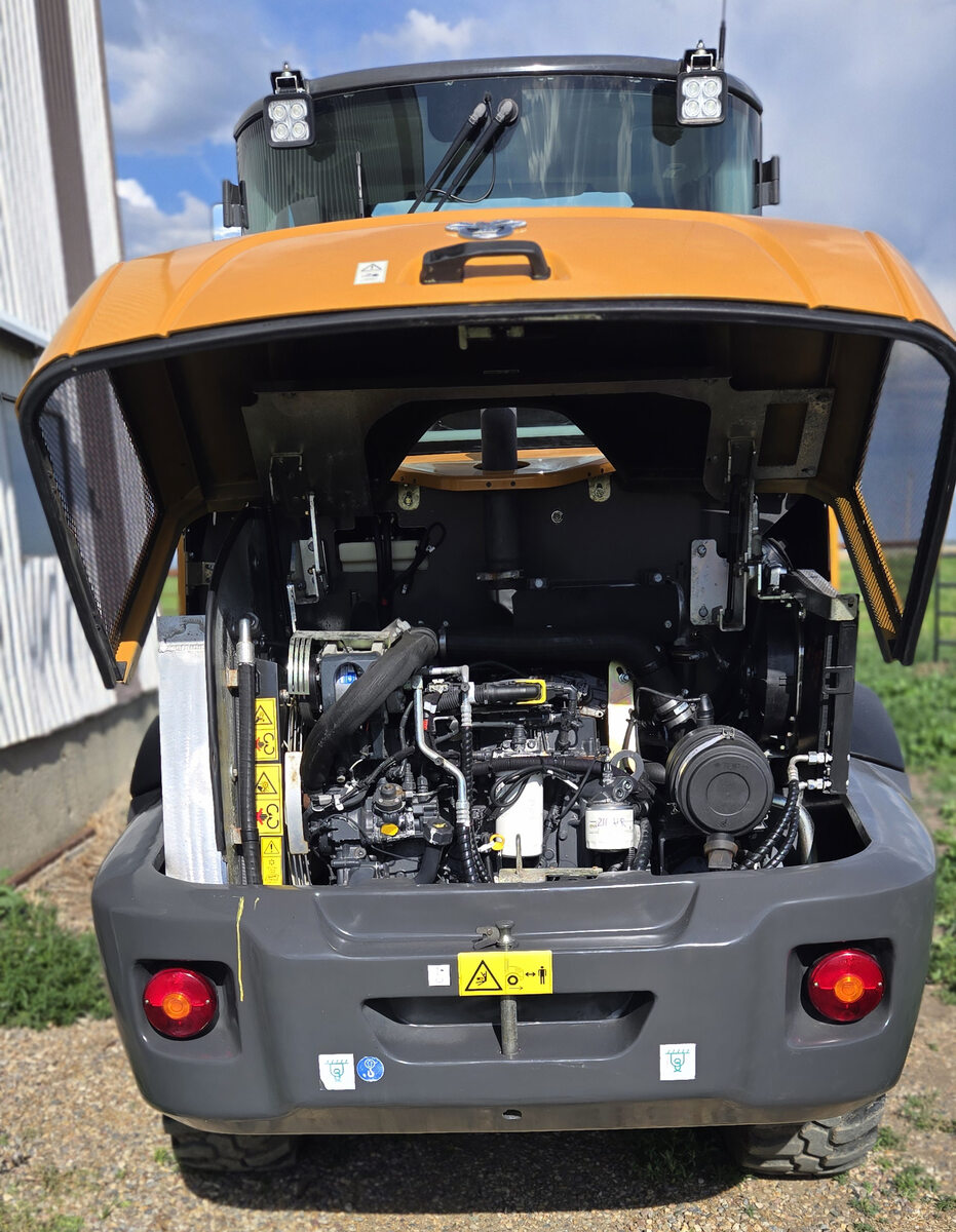 case-321f-wheel-loader-open-engine-compartment-maintenance-access-western-canada