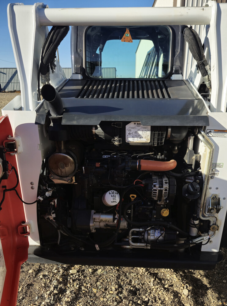 engine-compartment-2023-bobcat-t595-track-skid-steer-for-sale