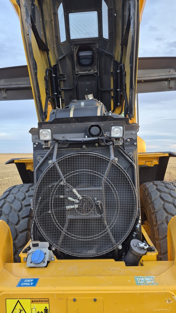 volvo-l70h-radiator-and-def-fill-area-wheel-loader-for-sale