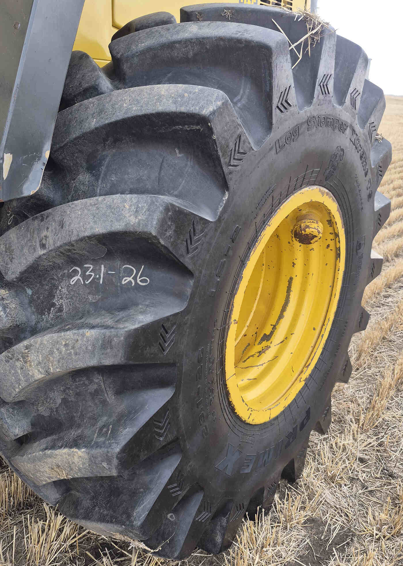Tire tread detail on Komatsu WA250-6 showing condition