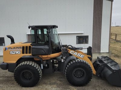 side-profile-case-521g-wheel-loader-with-bucket-plains-equipment-rentals-western-canada